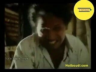 Sura sepa soya Sinhala movie – adult scene